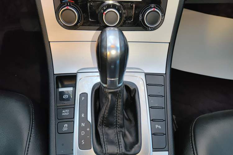 Used Volkswagen Magotan 2016 1.8TSI Smart Comfort Model