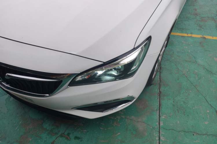 Used Buick Verano 2017 Sedan 20T Dual-Clutch Leading Model
