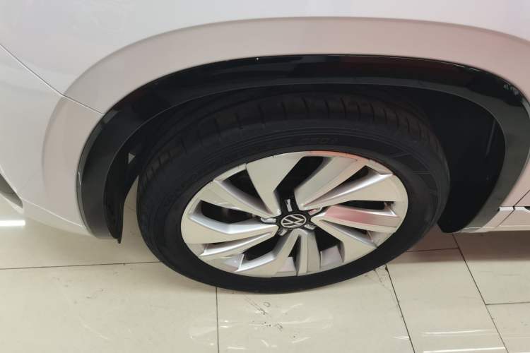 Used Volkswagen Tayron X 2020 330TSI Two-Wheel Drive Luxury Smart Connectivity Version