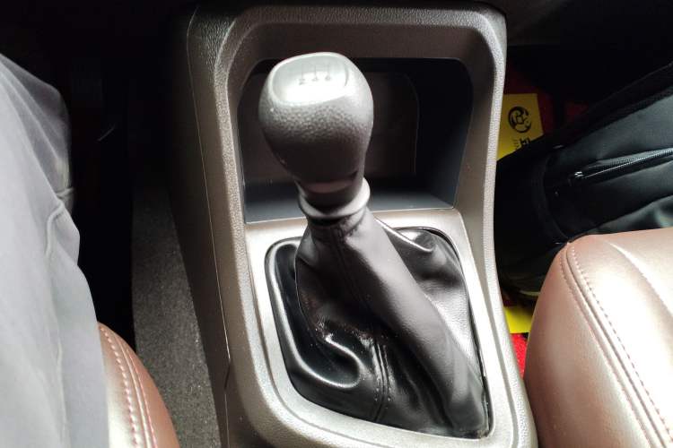 Used Wuling Hongguang V 2022 1.5L Jingqu Edition Electric-Assist LAR