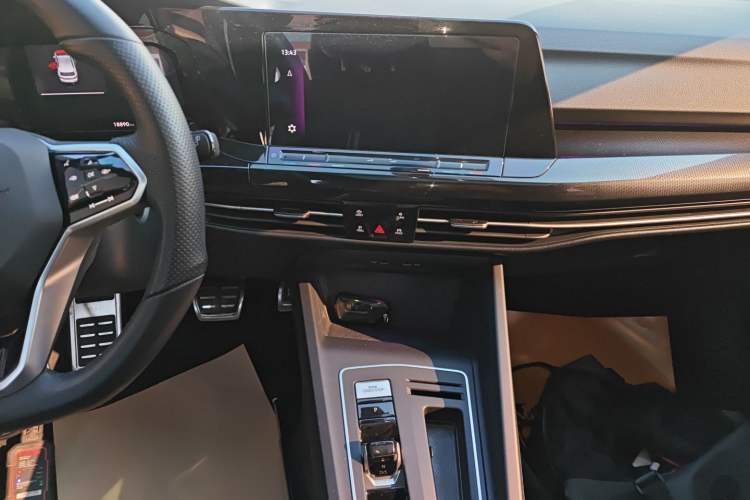 Used Volkswagen Golf 2023 280TSI DSG R-Line Lite