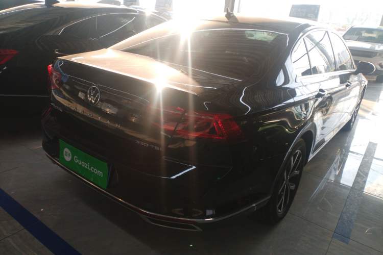 Used Volkswagen Magotan 2020 330TSI DSG Leading Model
