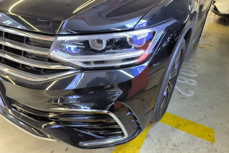 Used Volkswagen Tiguan L 2023 330TSI Automatic Two-Wheel Drive R-Line Enjoyment Edition
