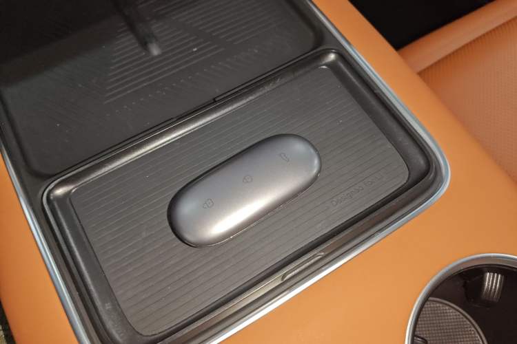 Used Li Auto L8 2023 Pro Model
