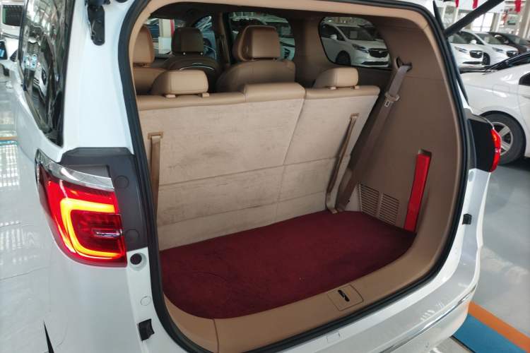 Used Buick GL8 2020 ES Land Cruiser 653T Luxury Model
