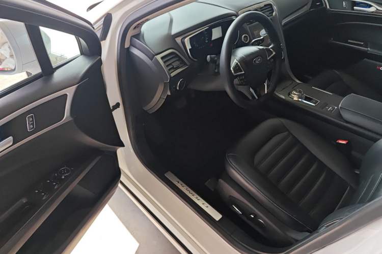 Used Ford Mondeo 2017 Restyled EcoBoost 180 Luxury Version
