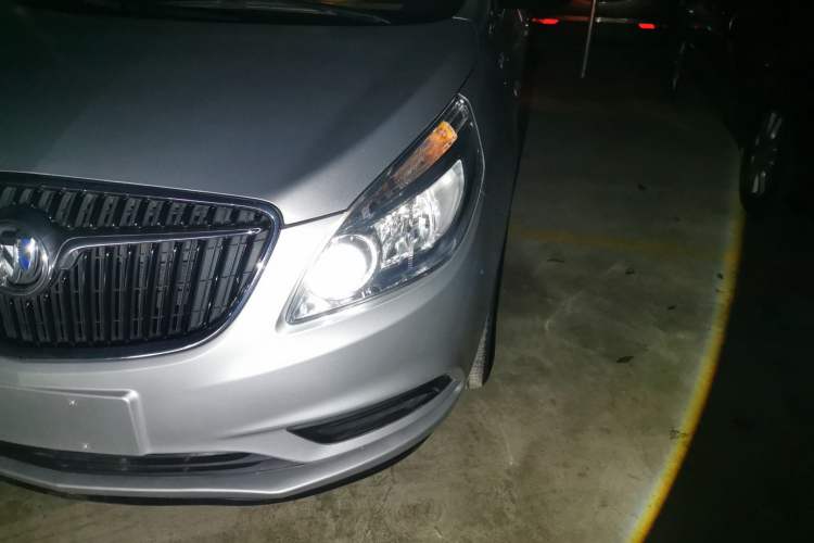 Used Buick GL8 2018 28T Comfort Model China VI Standard
