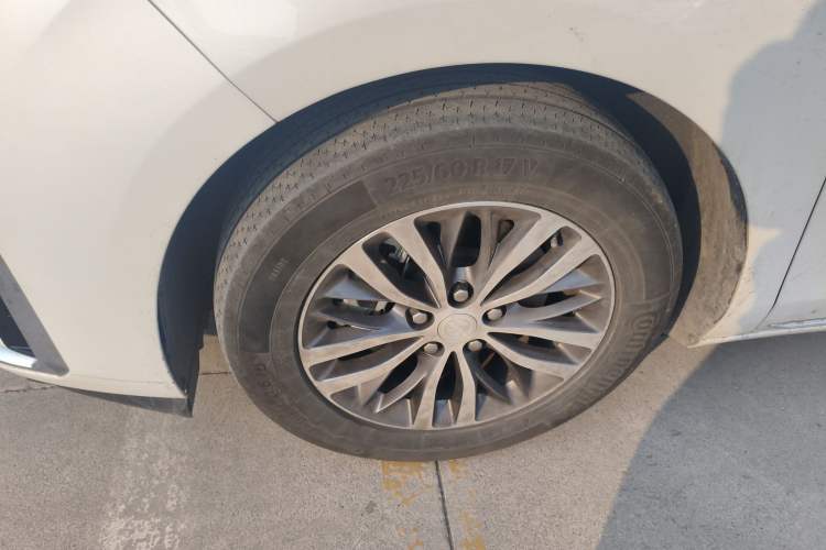 Used Buick GL8 2023 ES Lu Zun Comfort Model
