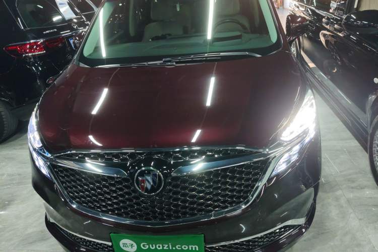 Used Buick GL8 2022 Avenir Aivia 7-Seater Deluxe Edition
