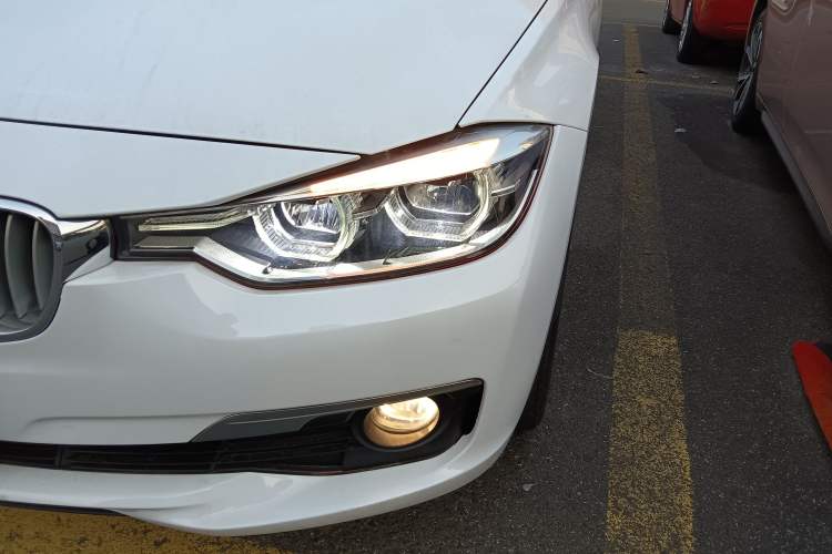 Used BMW 3 Series 2018 320Li Fashion Model
