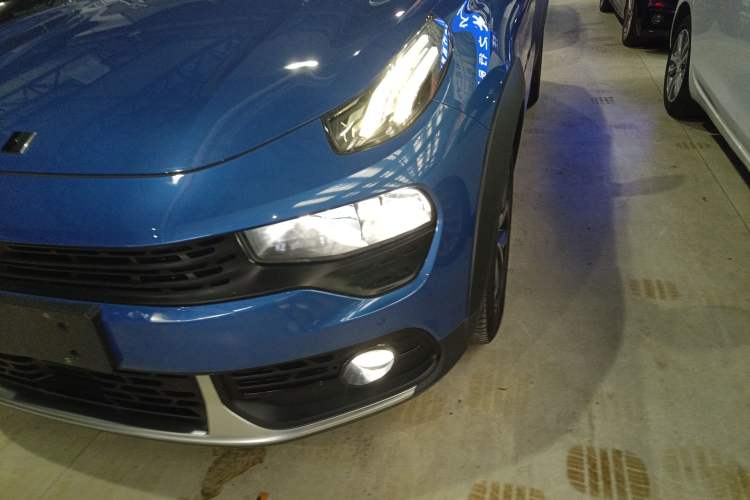 Used Lynk & Co 02 2019 High-Energy Edition 2.0T Automatic Two-Wheel Drive Pro Version China VI Standard
