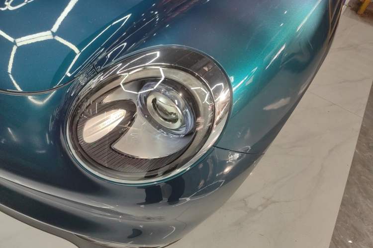 Used ORA Good Cat 2021 400km Standard Range Venus Edition Lithium-Ion Battery
