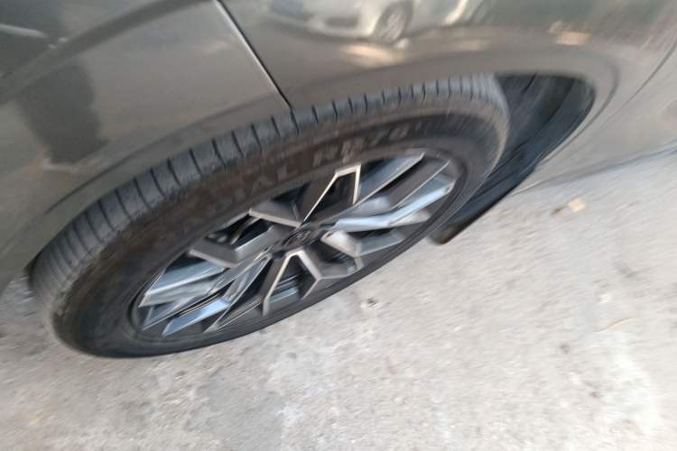 Used Changan UNI-Z New Energy 2024 Blue Whale Smart Electric iDD 125km Excellence Model
