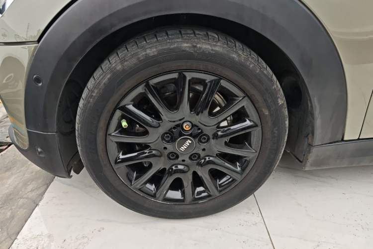 Used  MINI 2019 1.5T COOPER Classic Edition
