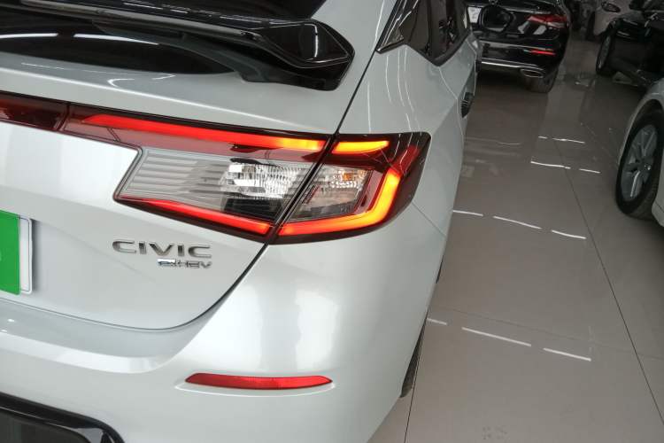 Used Honda Civic 2023 HATCHBACK 2.0L eHEV Extreme Control Edition