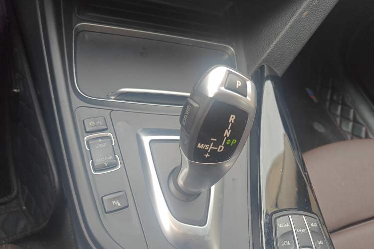 Used BMW 3 Series 2018 320Li Fashion Model
