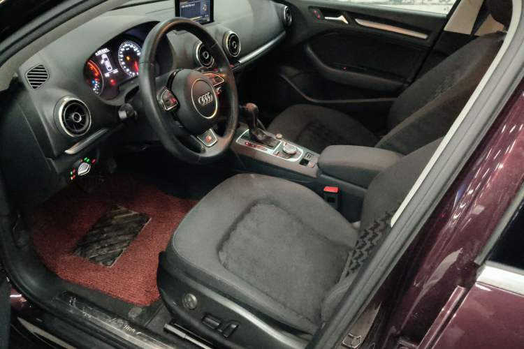 Used Audi A3 2015 Limousine 35 TFSI Millionth Anniversary Intelligent Leading Model
