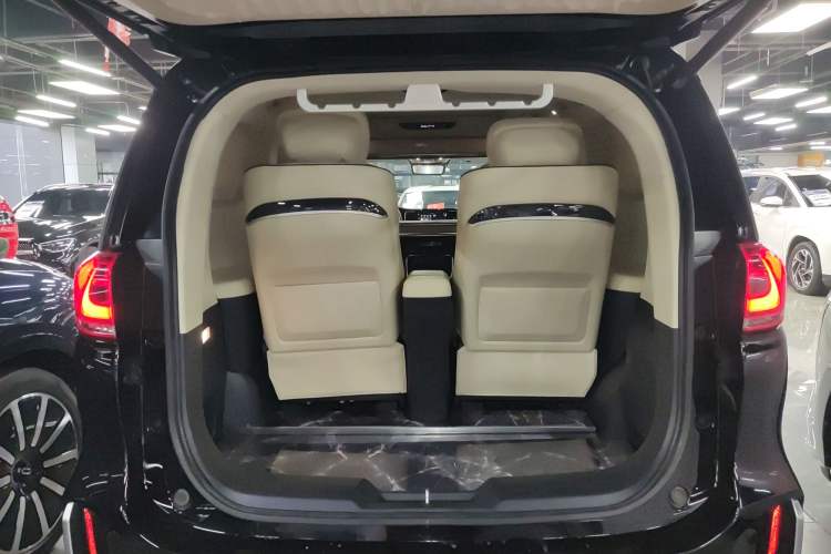 Used GAC Trumpchi M8 2021 Master Series 390T Four-Seat Glory Edition
