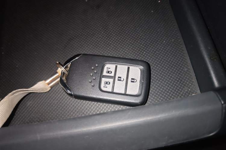 Used Honda Elysion 2019 2.0L Hybrid Luxury Edition
