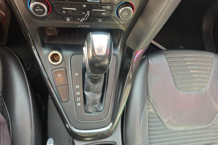 Used Ford Focus 2015 Sedan EcoBoost 180 Automatic Elite Model
