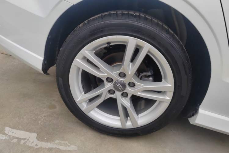 Used Audi A3 2019 Limousine 35 TFSI Fashion Edition China V standard
