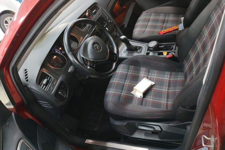 Used Volkswagen Golf 2016 1.6L Automatic Comfort Model