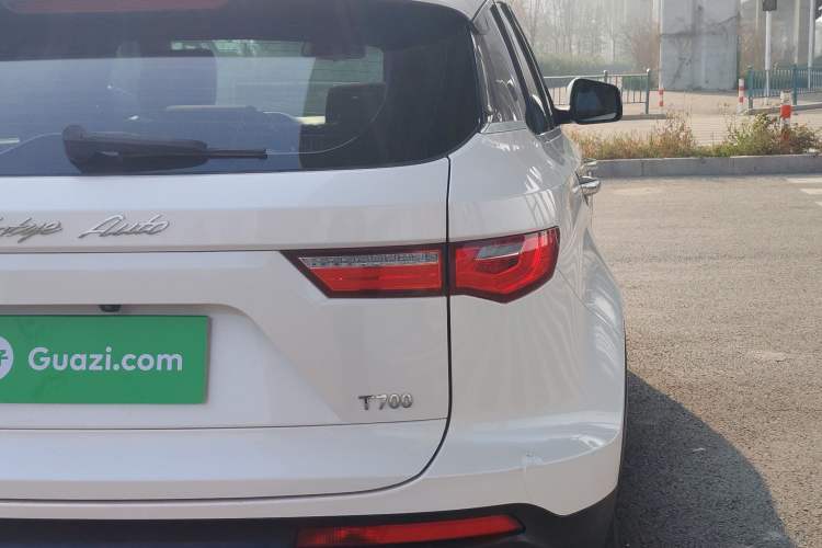 Used Zotye T700 2017 1.8T Dual-Clutch Luxury Model