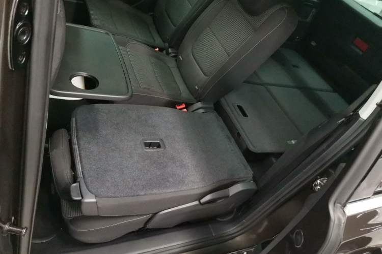 Used Volkswagen Sharan 2018 380TSI Comfort Edition 7-Seater
