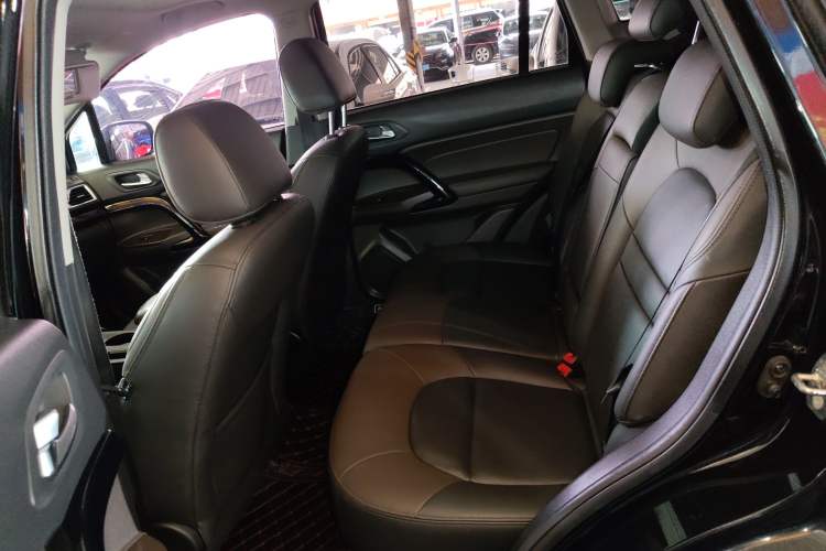 Used GAC Trumpchi GS4 2017 235T Automatic Two-Wheel Drive Luxury Smart Connectivity Version
