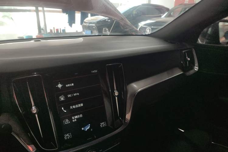 Used Volvo S60 2020 T4 Zhiyuan Luxury Edition