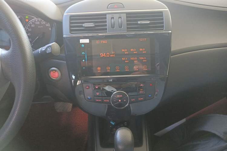 Used Nissan Tiida 2014 1.6L CVT Smart Model