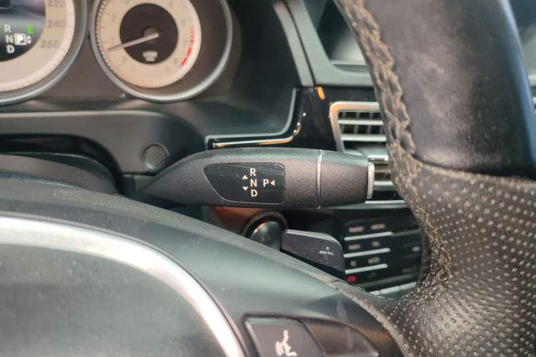 Used Mercedes-Benz E-Class 2015 Facelift E 200 L Sport Edition
