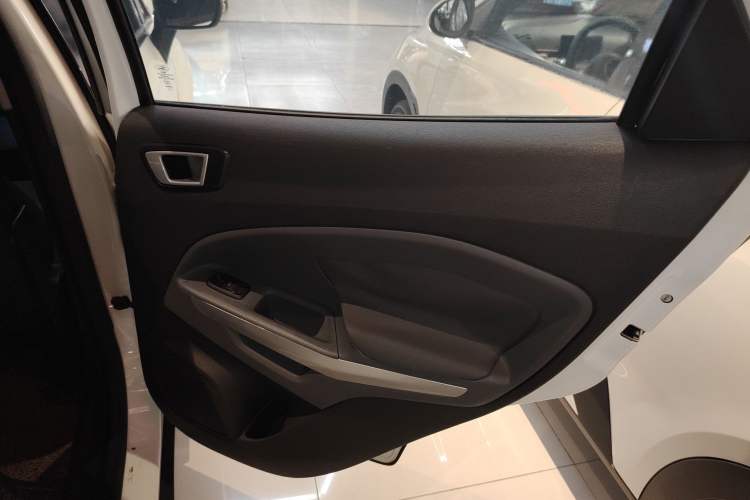 Used Ford EcoSport 2013 1.5L Automatic Fashion Model
