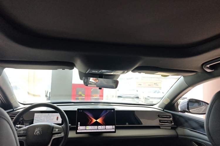 Used BYD Qin L 2025 DM-i Smart Drive 120KM Superior Model
