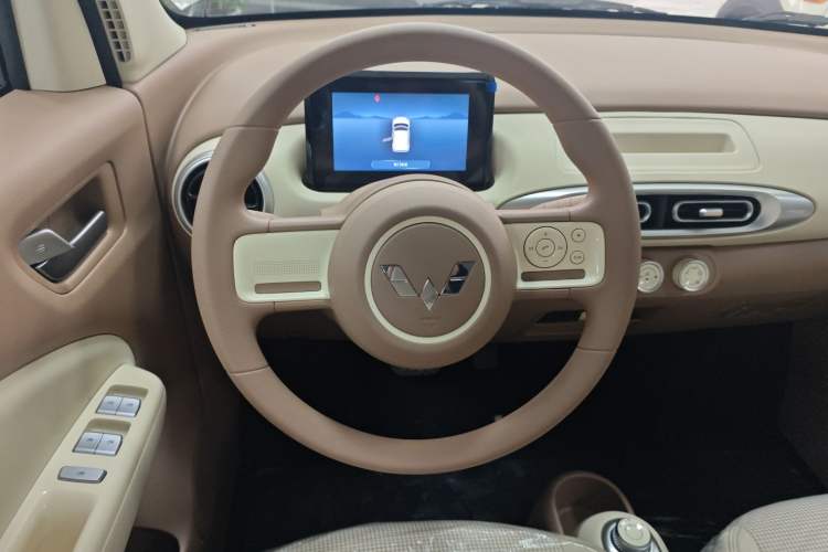 Used Wuling Hongguang MINIEV 2025 Four-Door Version Advanced Edition
