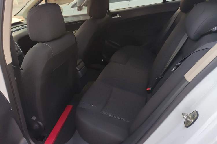 Used Peugeot 308 2014 Enjoy Edition Classic 1.6L Manual YouShang Model
