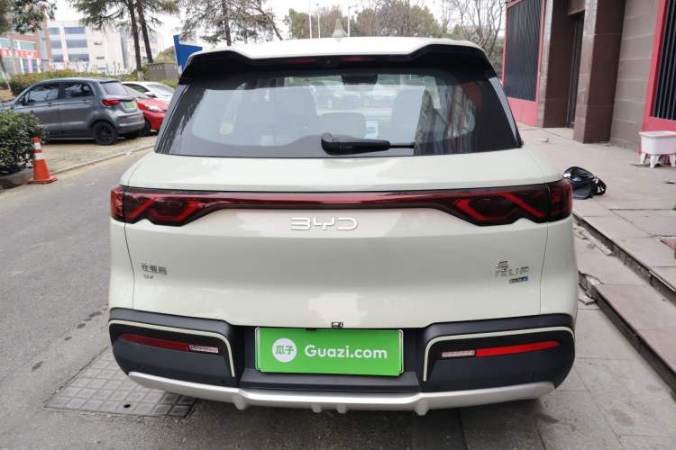 Used BYD Yuan UP 2025 Intelligent Driving Version 401 km Leading Edition