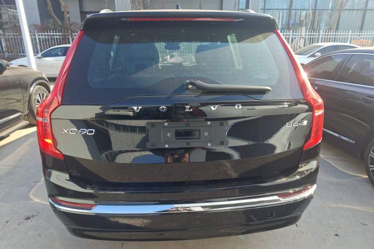 Used Volvo XC90 2023 B6 Zhiya Luxury 7-Seater

