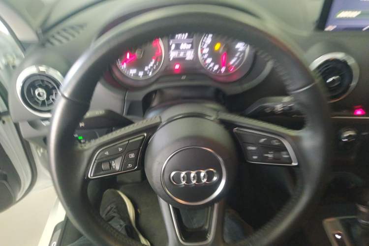 Used Audi A3 2020 Limousine 35 TFSI Fashion Edition China VI Emission Standard
