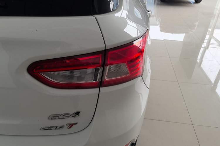 Used GAC Trumpchi GS4 2017 235T Manual Two-Wheel Drive Luxury Edition