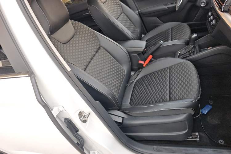 Used Skoda Kamiq 2018 1.5L Automatic Comfort Edition China VI Standard
