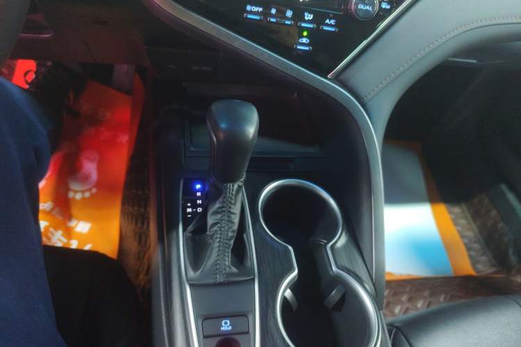 Used Toyota Camry 2023 2.0G Luxury Edition