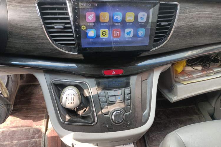 Used  Refine M5 2013 2.0T Gasoline Manual Business Edition
