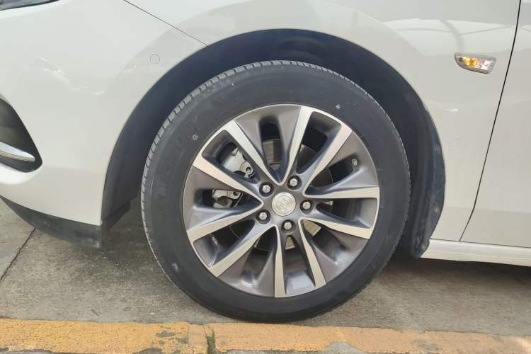 Used Buick GL6 2019 18T 6-Seater Connected Luxury Version China V Standard
