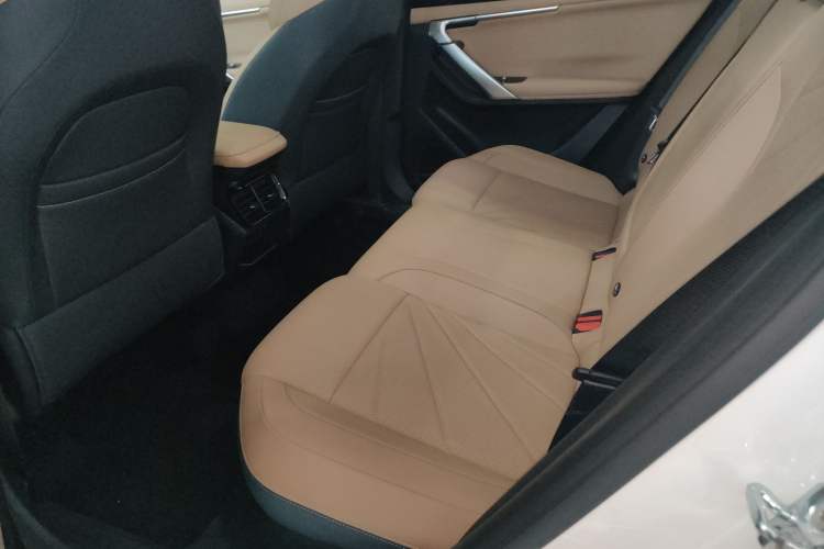 Used Geely Auto FX11 2023 1.5TD DCT Prestige Edition
