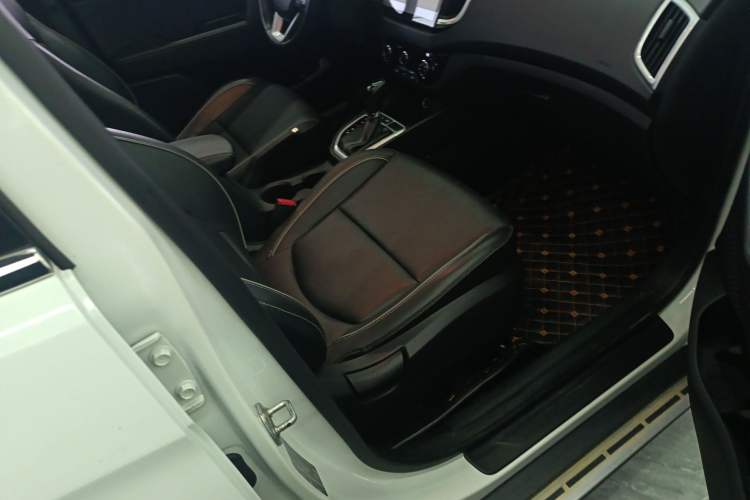 Used Hyundai ix25 2017 1.6L Automatic Smart Version
