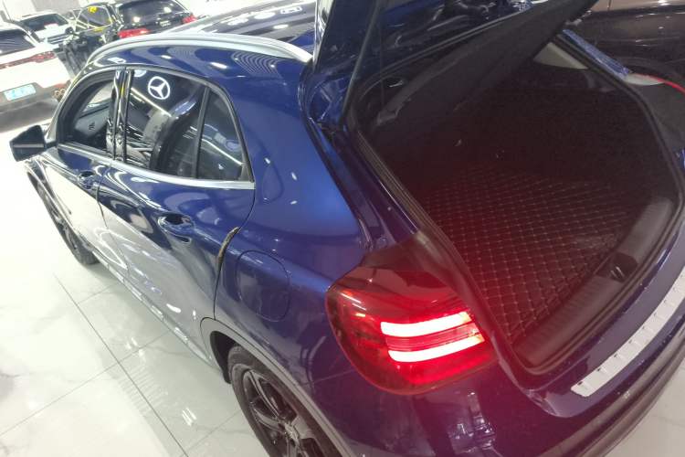 Used Mercedes-Benz GLA 2019 GLA 200 Fashion Model