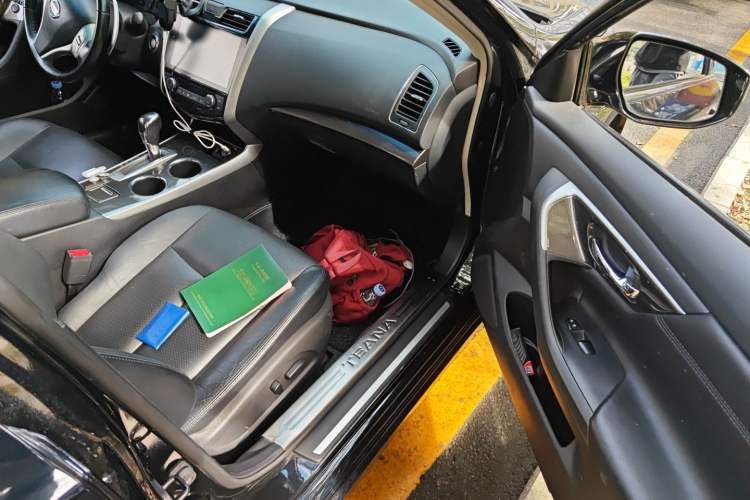 Used Nissan Teana 2013 2.5L XL Leading Edition
