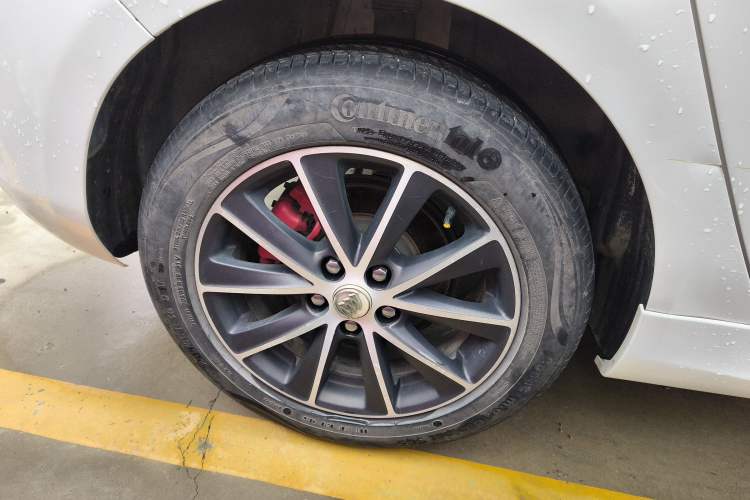 Used Buick Verano 2016 Hatchback GS 20T Dual-Clutch Passionate Sporty Model
