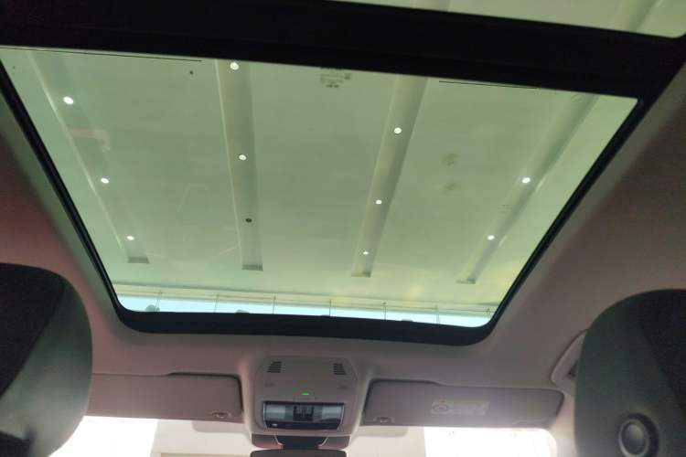 Used Volkswagen Tayron 2025 Tiguan L 300TSI Two-Wheel-Drive Elite Edition